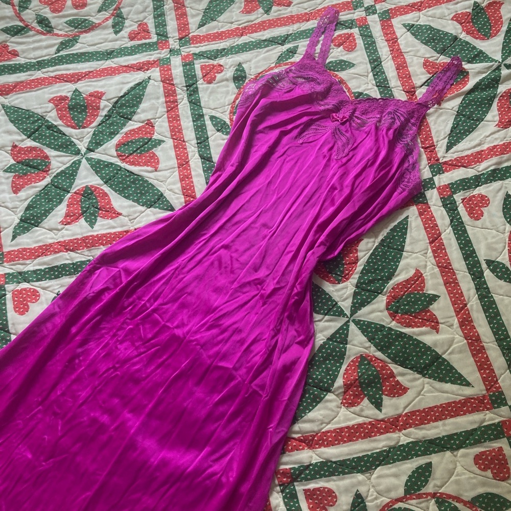 70’s satin slip
